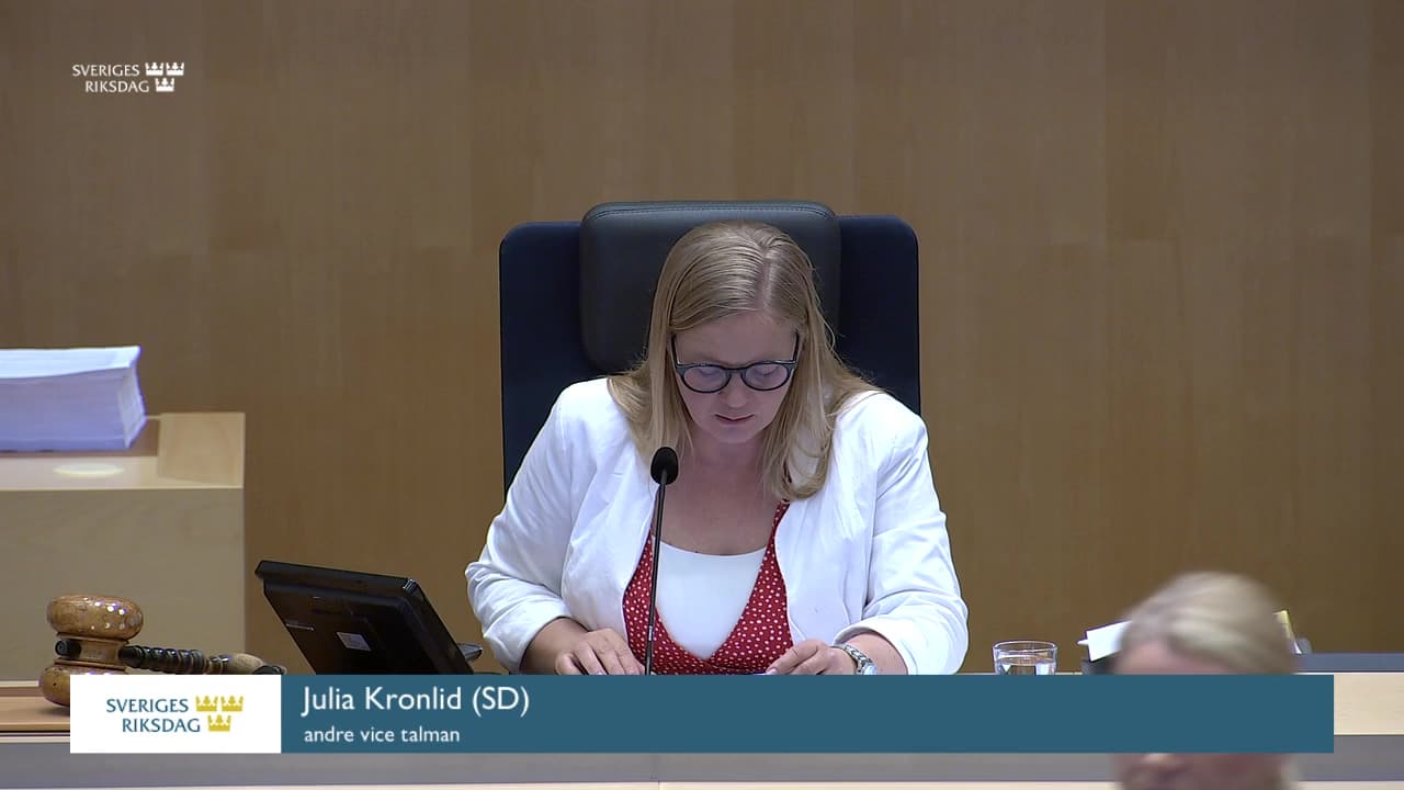 Stillbild från Debatt om förslag, Utdelning av överskott i inkomstpensionssystemet