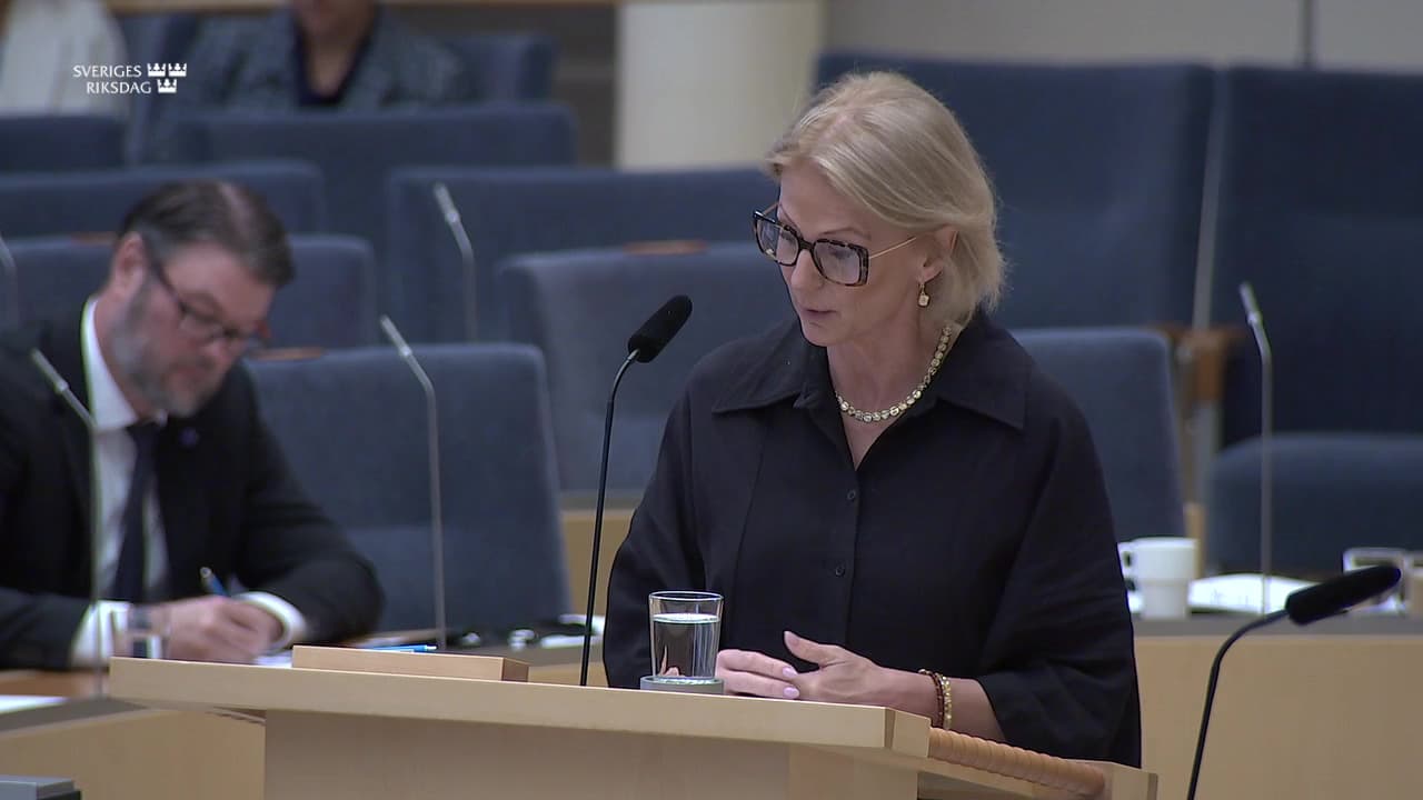 Stillbild från Interpellationsdebatt, Användningen av skattemedel