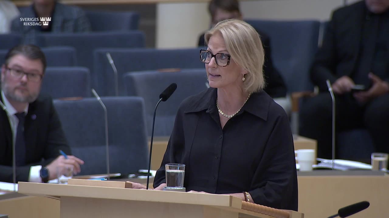 Stillbild från Interpellationsdebatt, Skattesänkningar för höginkomsttagare