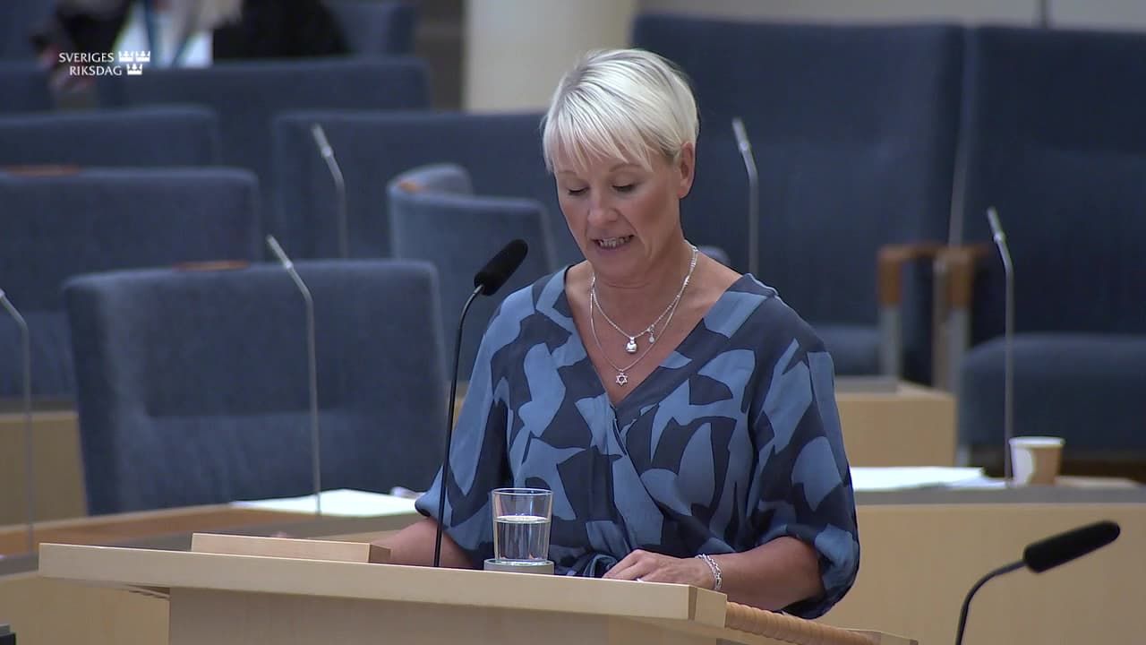 Stillbild från Interpellationsdebatt, Barnfamiljernas ekonomi