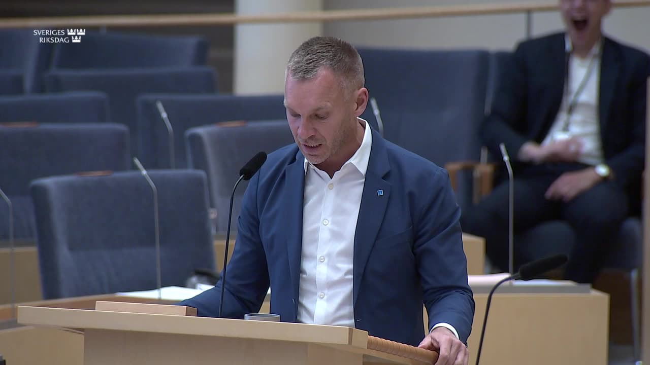 Stillbild från Interpellationsdebatt, Nedskärningar i välfärden
