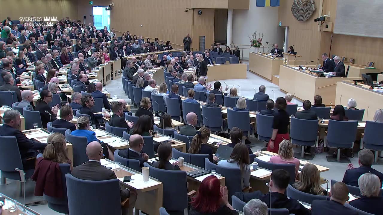 Stillbild från Val, Val av förste vice talman
